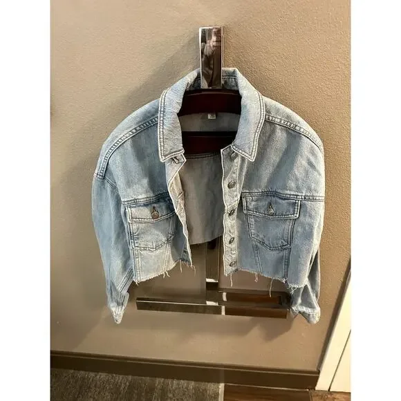 TopShop Hacked Light Denim Jacket SIze 4 - Picture 4 of 10